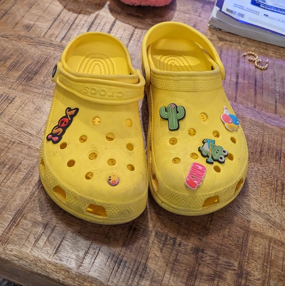 Yellow Crocs - Girls Size 7